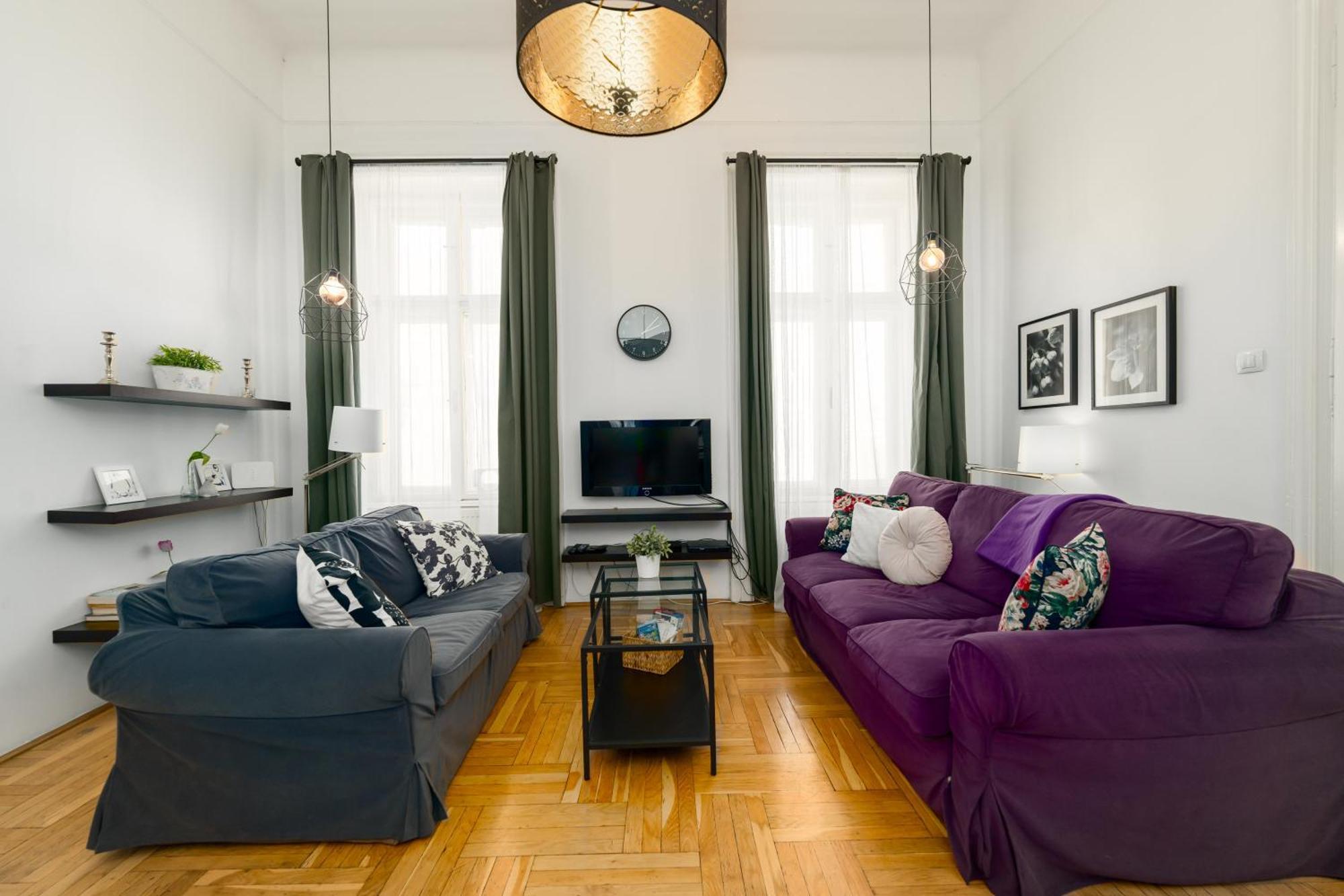 Apartament Black & White *